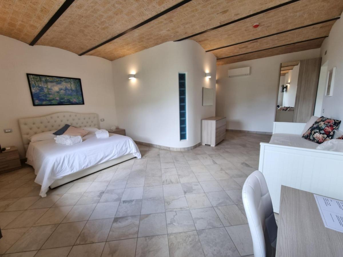 Casale Dei Priori Bed & Breakfast Rocca Massima Exterior photo